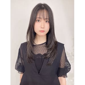 レイヤーカット 顔周りカット アッシュグレー 髪質改善 