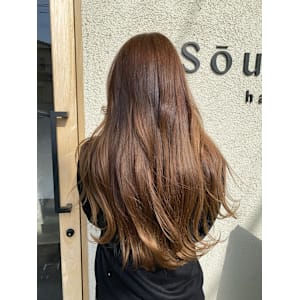 ゴールドベージュ