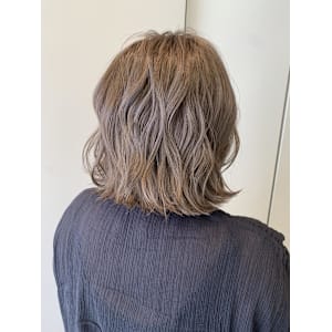 ブリーチで作るミルクティーグレージュ