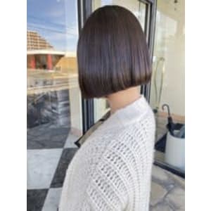 切りっぱなしボブ