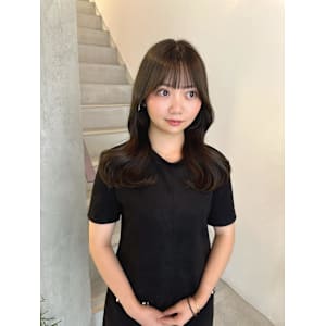 透明感オリーブ×大人くびれミディ