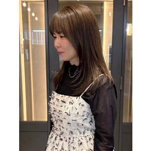 髪質改善 レイヤーカット アッシュブラウン 顔周りカット