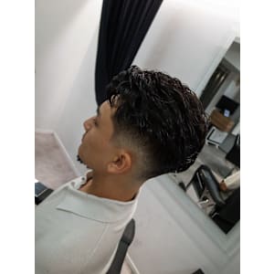 ビジネスショート/スキンフェード/ラフパーマ/渋谷/代々木