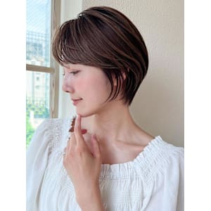 前下がりショートボブで絶壁解消小顔に見えるひし形シルエット - AFLOAT/L 錦糸町【アフロートエル】【アフロートエル キンシチョウ】掲載中