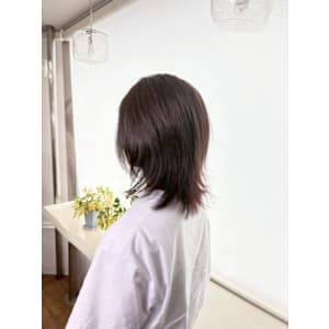 外ハネミディアムボブ
