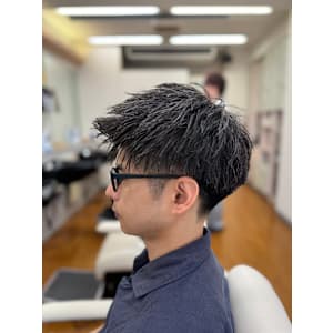 hair make HERO (men's barber) - hair make HERO (men's barber)【ヘアメイクヒーロー メンズバーバー】掲載中