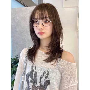 『rizu』レイヤー/シャギーカット/顔周りレイヤー/顔周り - MOON by KENJE【ムーンバイケンジ】掲載中