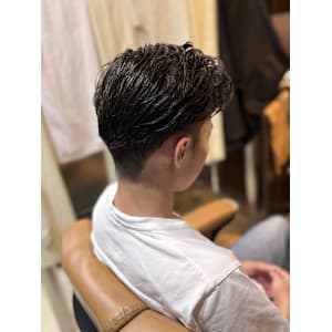 神田ビジネス - ヘアーモードキクチ 神田日銀通り店【ヘアーモードキクチ】掲載中