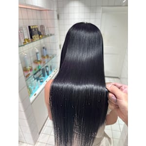 Lond luce髪質改善縮毛矯正