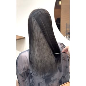 Black×silver インナーカラー