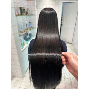 Lond luce髪質改善縮毛矯正