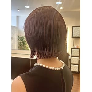 ぱつっとミニボブ