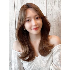 大人かわいいくびれヘアセミロング × ミルクティーベージュ - AFLOAT/L 錦糸町【アフロートエル】【アフロートエル キンシチョウ】掲載中