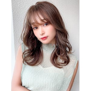 大人かわいいくびれヘアセミロング × ミルクティーベージュ - AFLOAT/L 錦糸町【アフロートエル】【アフロートエル キンシチョウ】掲載中