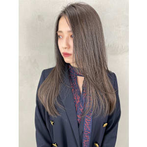 王道美髪ストレート/レイヤーカット／柔らかグレージュ