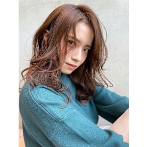 20代/30代/トレンドヘア/大人セミロング/透明感カラー