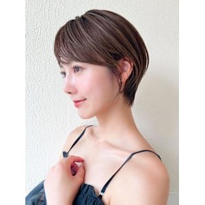 前下がりショートボブで絶壁解消！小顔に見えるひし形シルエット - AFLOAT/L 錦糸町【アフロートエル】【アフロートエル キンシチョウ】掲載中