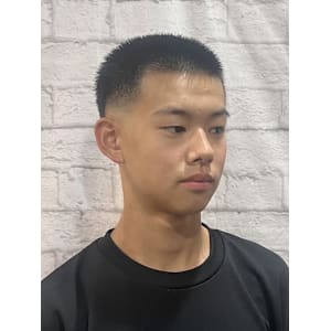 ボウズ／ローフェード／刈り上げ - グレイスフルバーバー プラチナム【グレイスフルバーバー プラチナム】掲載中