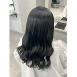 ブルーブラックカラー