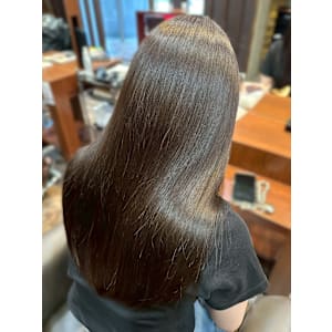 【feliceMICHI 石井あすか】艶髪 アッシュブラウン