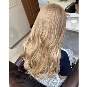 ホワイトミルクティーベージュ - GLADGE池袋/ダブルカラー/ブリーチ【グラッジイケブクロダブルカラーブリーチ】掲載中