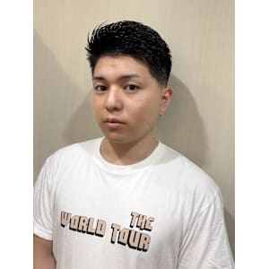 かき上げバング束感フェードショート - グレイスフルバーバー プラチナム【グレイスフルバーバー プラチナム】掲載中