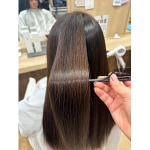 FAMILLE hair×スタイル