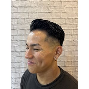 ツーブロック×スキンフェード