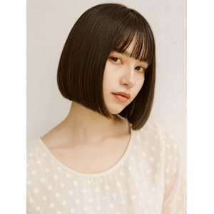 丸みボブ 前髪カットアッシュブラウン 切りっぱなしボブ 艶髪