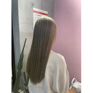 シアーオリーブベージュ