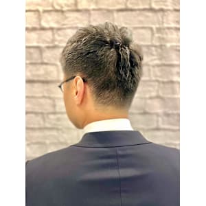 ビジネスショートスタイル