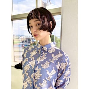 ショートボブ