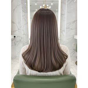 髪質改善専門店 個室型美容室GULGUL 秋葉原店×スタイル