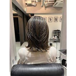 ミディアムヘアー