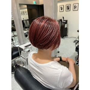 ショートヘアー