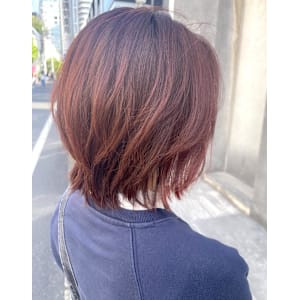 ブリーチなし、明るめからトーンダウンで鮮やかボルドーピンク