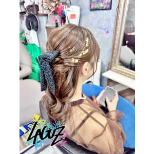 【ヘアセット】 金箔きらめく上品ガーリーハーフアップ 