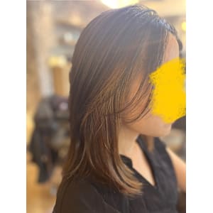 白髪ぼかしインナーカラー