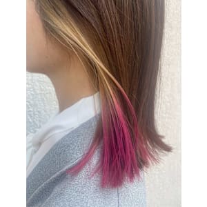 インナーピンクグラデーション/切りっぱなしボブ/外ハネ
