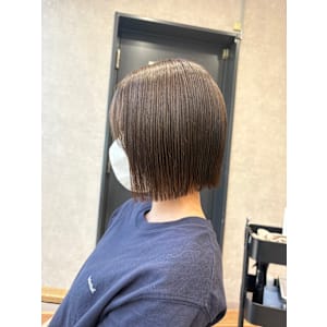 切りっぱなしボブ