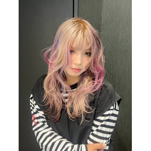 スラッシュカラー　デザインカラー　ハイトーン　表参道/原宿 - Null 表参道本店 デザインカラー/ダブルカラー【ヌル】掲載中