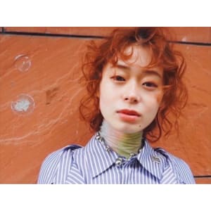 THE BEEHIVE DELUXE　カットパーマTR