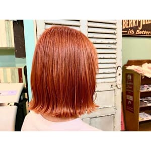 THE BEEHIVE DELUXE　カットカラーTR