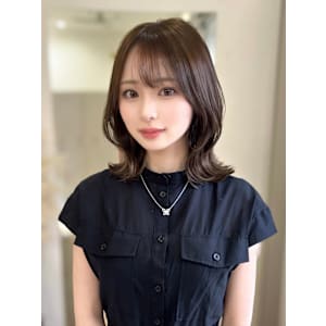 ナチュラル鎖骨ミディ×モカムースカラー