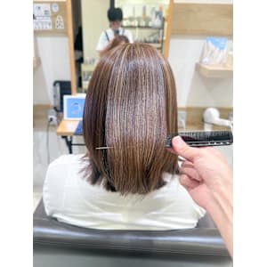 白髪ぼかし細めハイライト30代40代50代ブルーグレージュ - KENJE ODAKYU SHONAN GATE【ケンジオダキュウショウナンゲート】掲載中