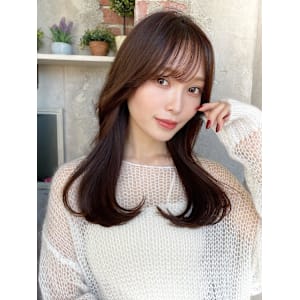 30代小顔に見えるくびれヘアレイヤー × オリーブグレージュ