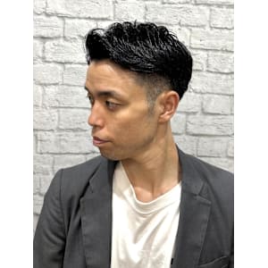 短髪刈り上げスタイル