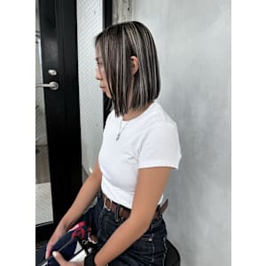 ★スクエアボブに映えるハイライト★