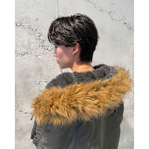 【 センターパートウルフ x ニュアンスパーマ 】