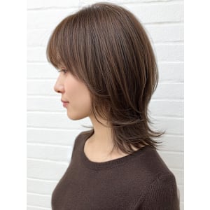 ミディアムボブ くびれミディ ウルフ 似合わせ グレージュ
